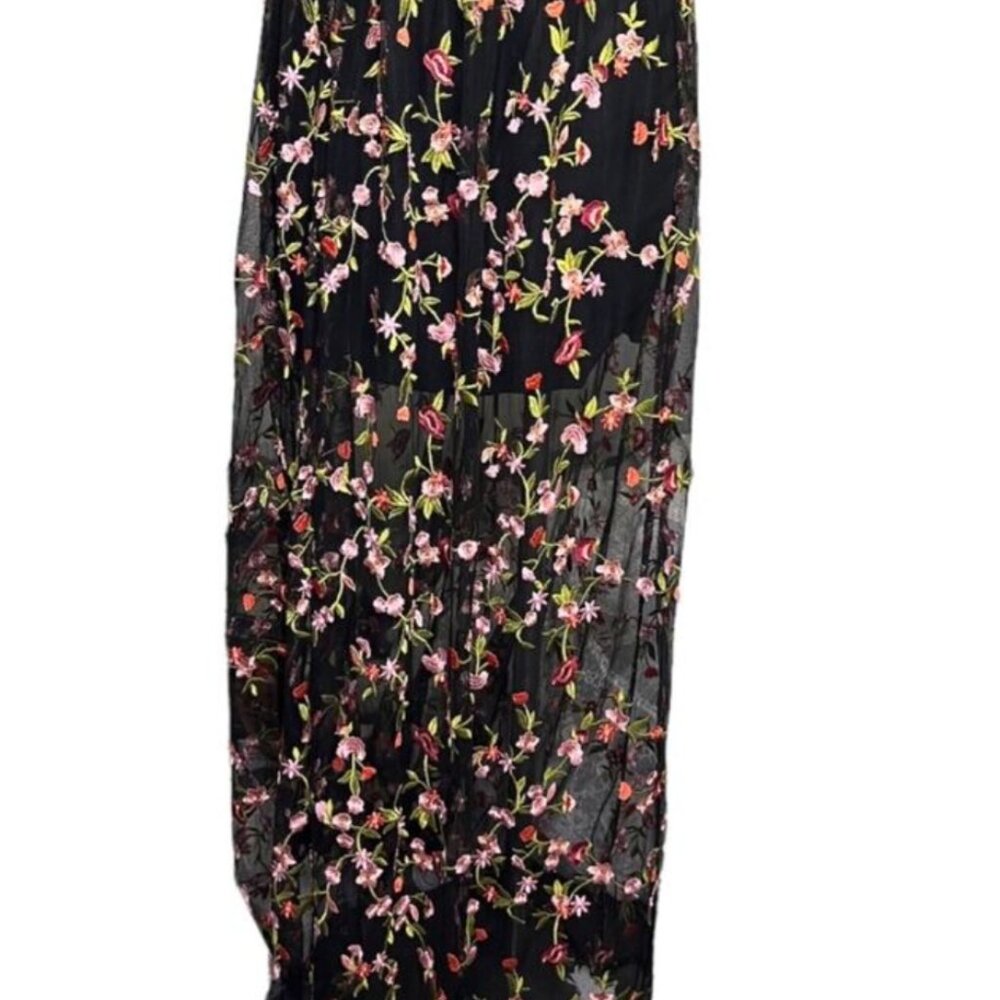 Summer SALE Beautiful Embroidered Floral Dress - Picture 7 of 7